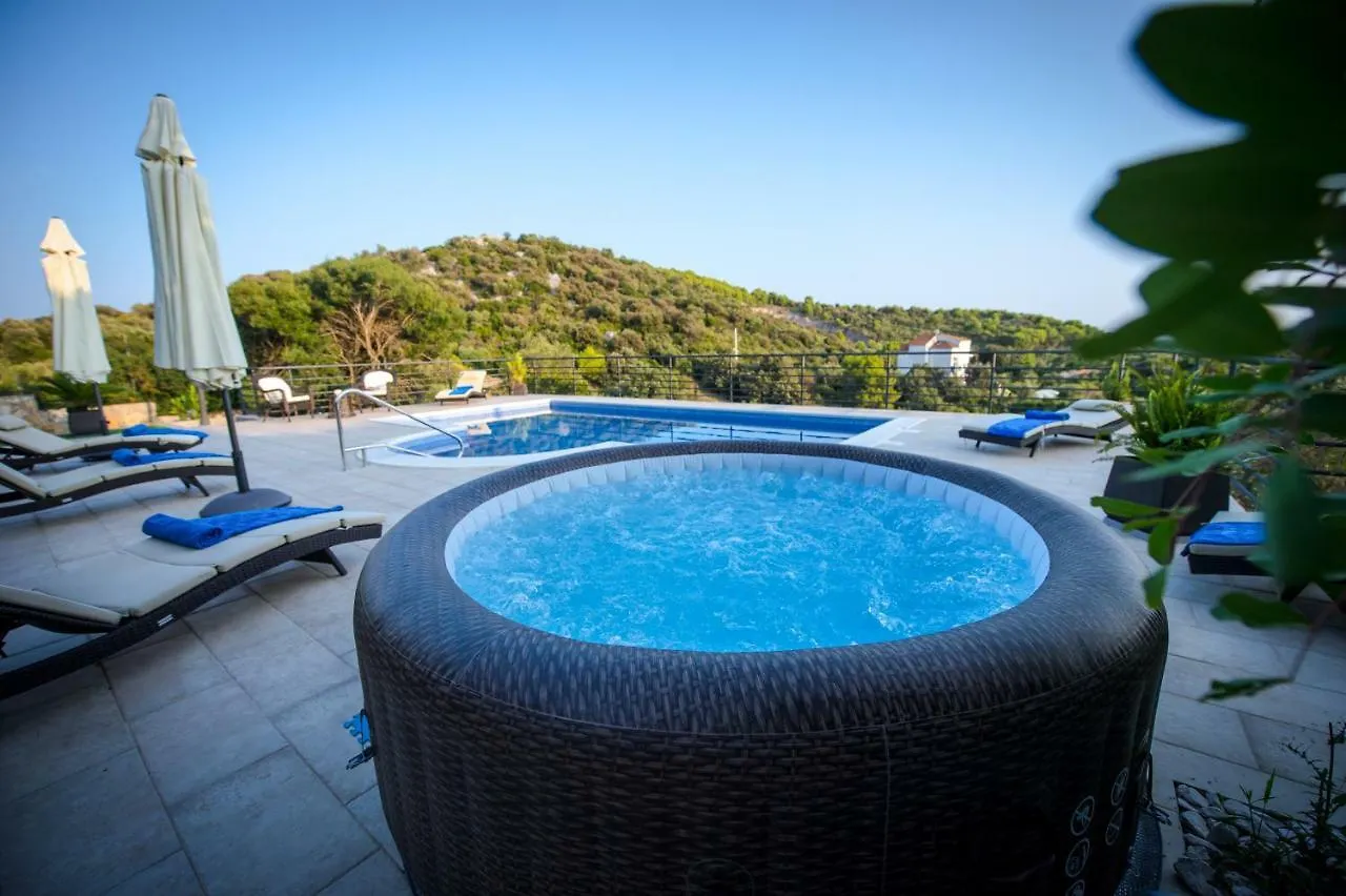 Villa Nela Donji Okrug  Croatia