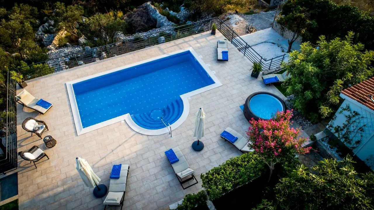 Villa Nela Donji Okrug