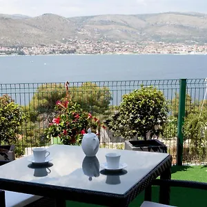Apartament Maja, Donji Okrug (Ciovo)